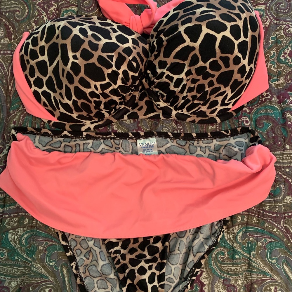 Amazing swim suit